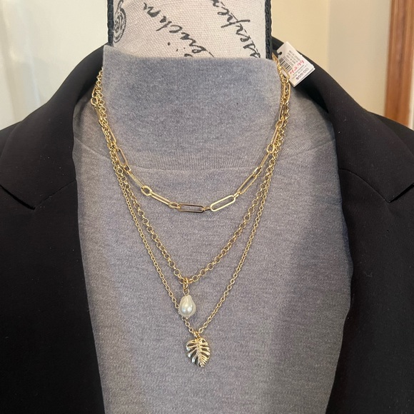 NWT WHBM GREEN JADE AND GOLD CONVERTIBLE NECKLACE - Picture 4 of 8